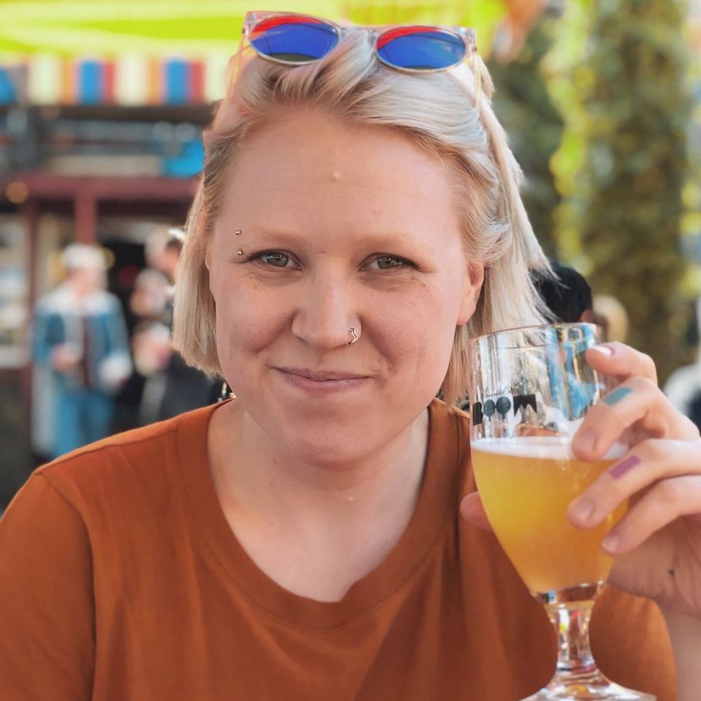 Meet your Posher, Hannah